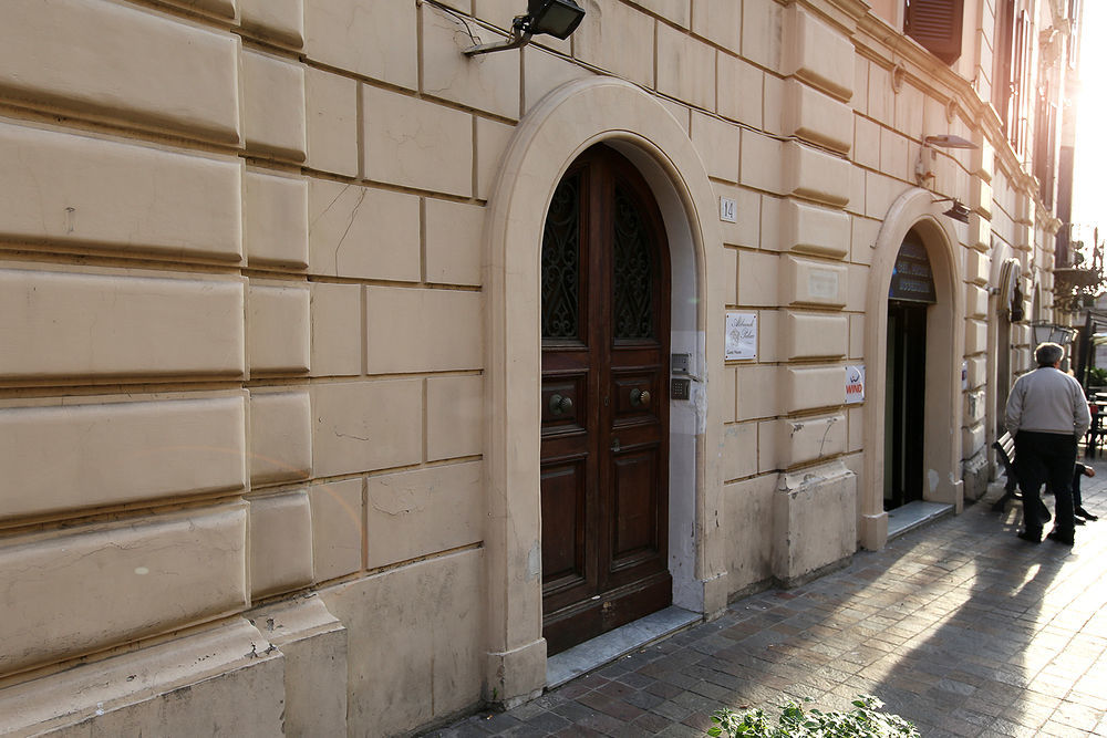 Alibrandi Palace Чивитавекия Екстериор снимка
