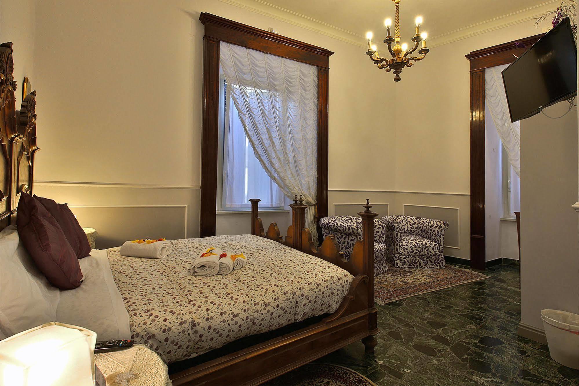 Alibrandi Palace Чивитавекия Екстериор снимка