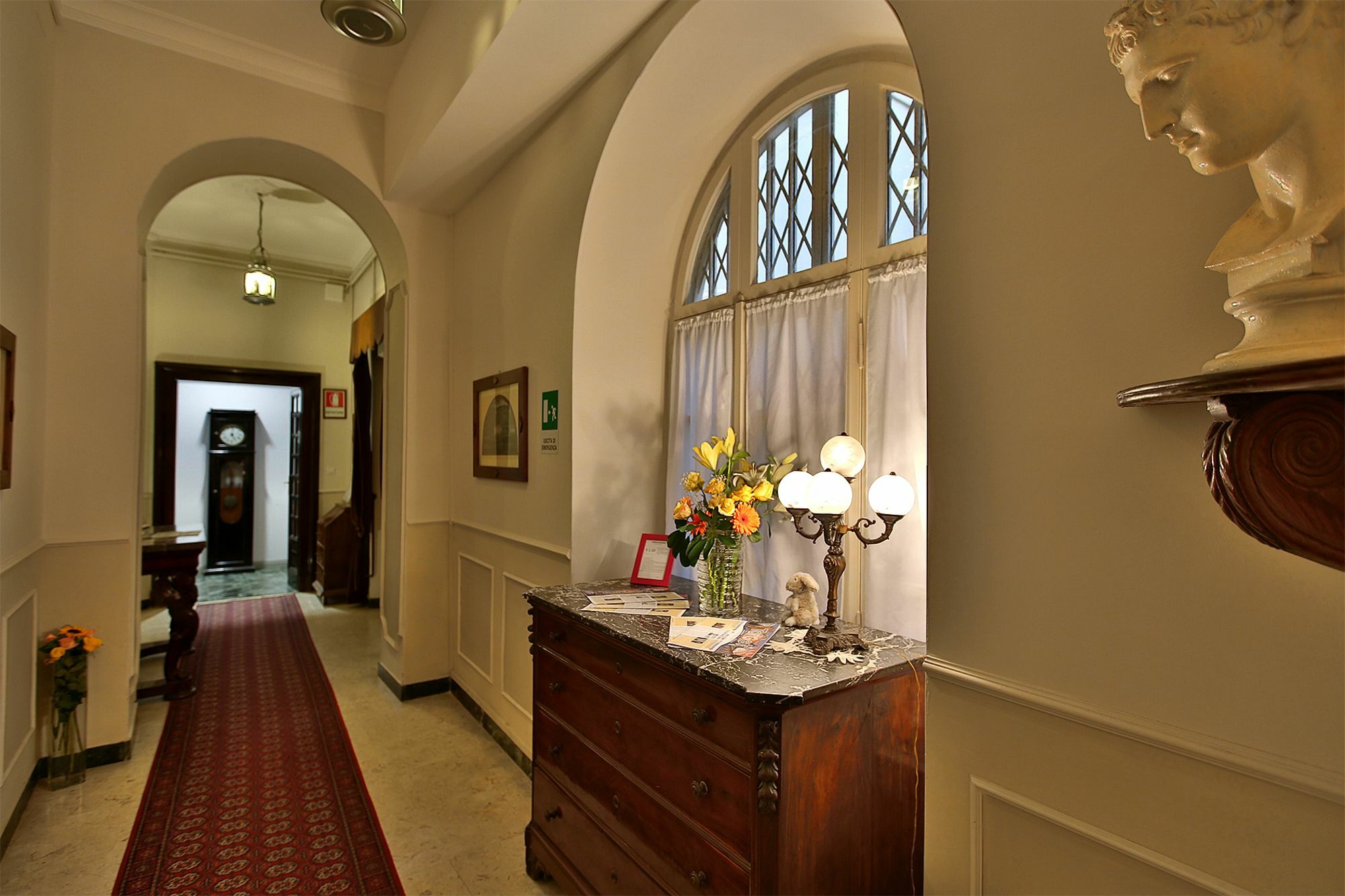 Alibrandi Palace Чивитавекия Екстериор снимка